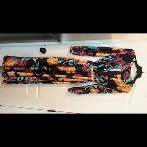 Lulu’s (Aakaa Brand) Long Sleeve Maxi Dress
